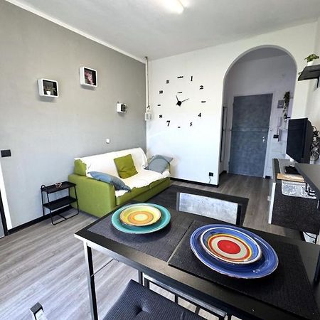Goodvibeshouse Con Idromassaggio Lägenhet Milano Exteriör bild