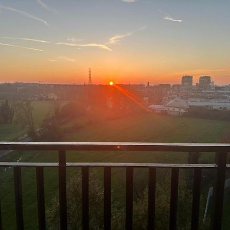 Goodvibeshouse Con Idromassaggio Lägenhet Milano Exteriör bild